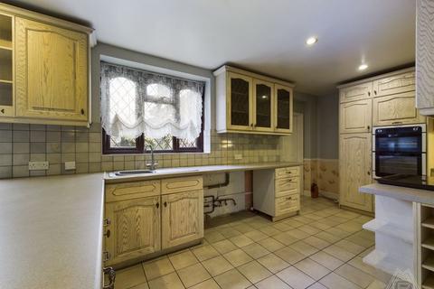 1 Fortin Close, South Ockendon, RM15 5NH