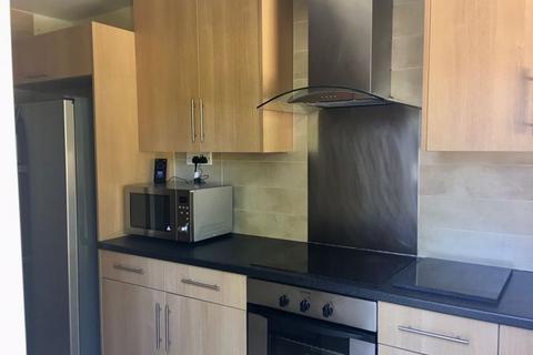 4 bedroom terraced house to rent, Quinton Road, Haborne, Birmingham, B17 0PP