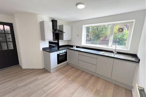 3 bedroom semi-detached house to rent, Worsley Street, Manchester