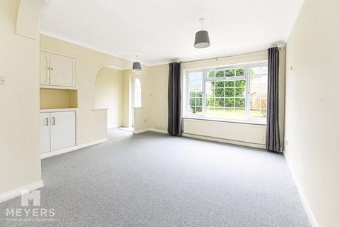 10 Barrowgate Way, Bournemouth, BH8 0HD