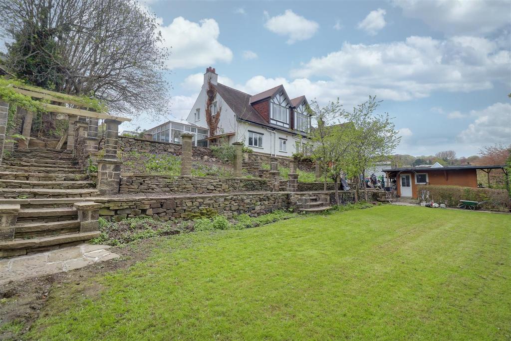 Park Mount Avenue, Baildon, Shipley 5 bed detached house £880,000