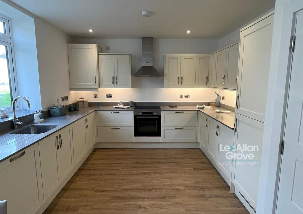 LANH Thorsten House Kitchen.jpg