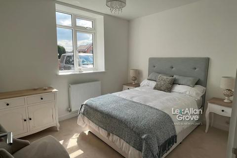 5 Rees Drive, Wombourne, Wolverhampton, WV5 9DR