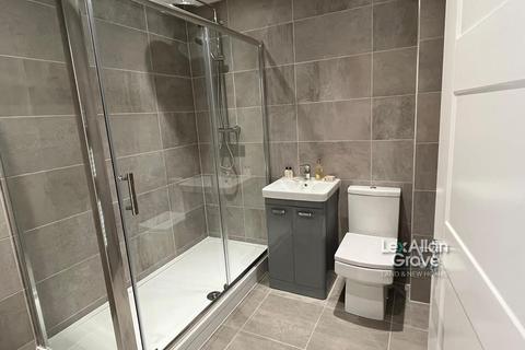 5 Rees Drive, Wombourne, Wolverhampton, WV5 9DR