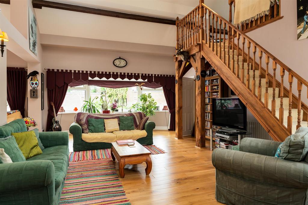 Bridgemere Lane, Hatherton, Nantwich 5 bed detached bungalow £650,000