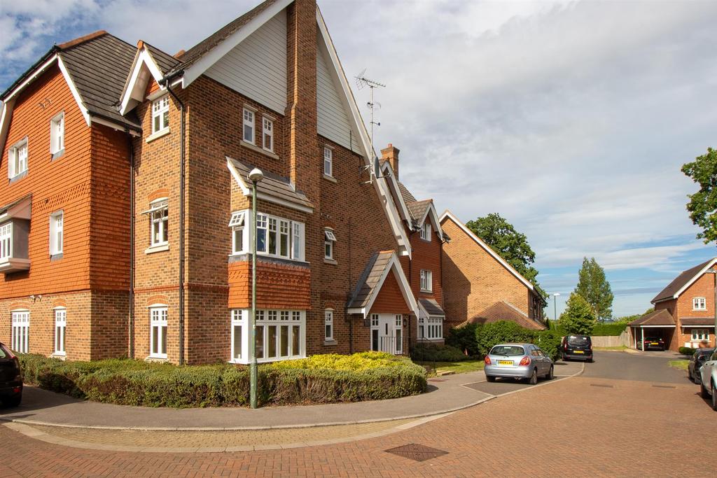2 Corinth Court -Front.jpg