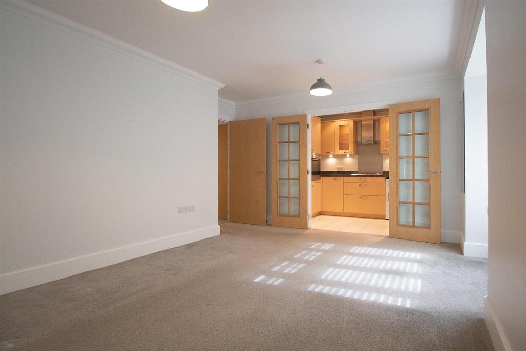 2 Corinth Court - Living Room.jpg