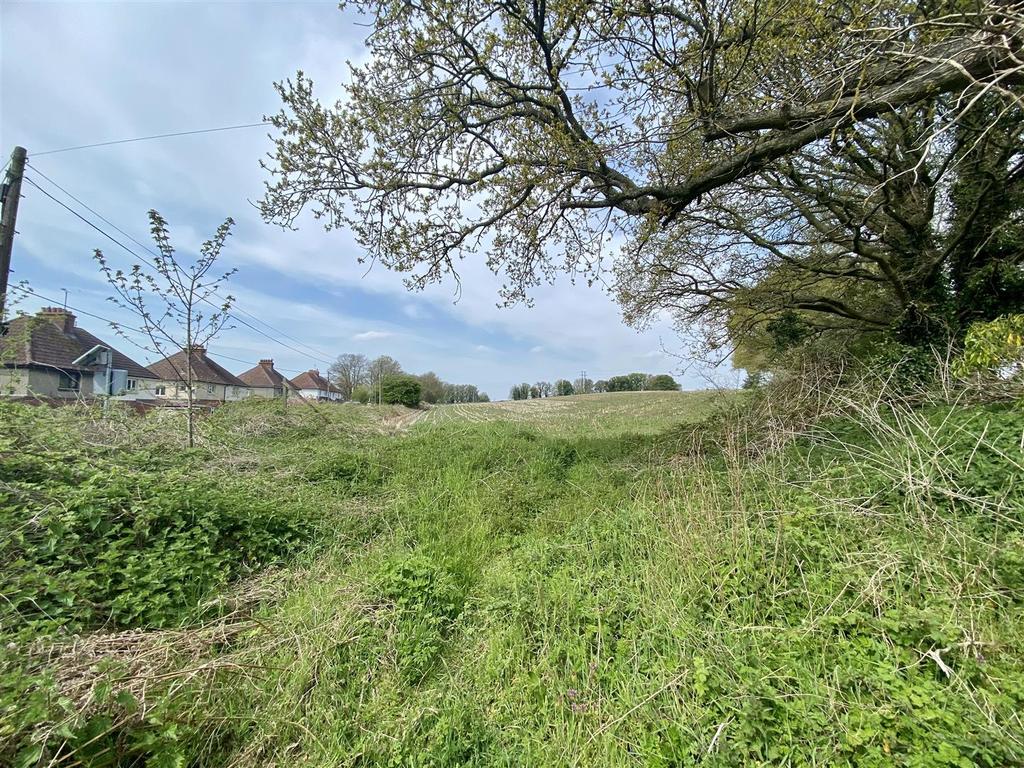 Spin Hill, Market Lavington, Devizes Land £85,000