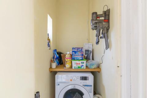 11 Glyn Vale, Bristol, BS3 5JD
