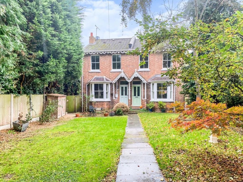 Vine lane front.JPG