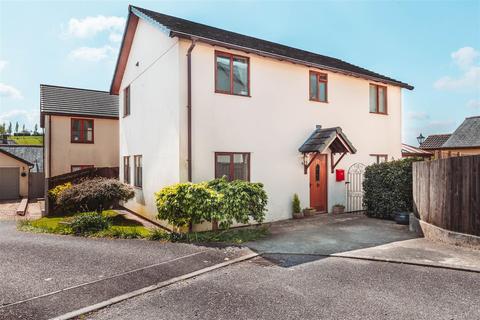14 Bishops Meadow, Morchard Bishop, Crediton, EX17 6RA