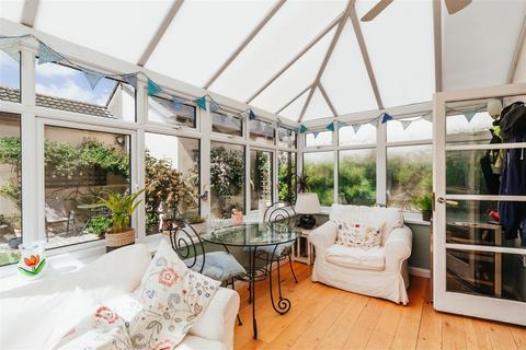 14 Bishops Meadow, Morchard Bishop, Crediton, EX17 6RA