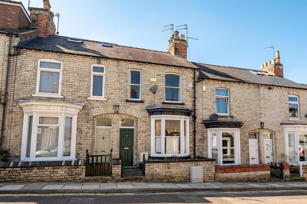 Russell Street, Scarcroft Road, York, YO23 1NN 2 bed terraced house £