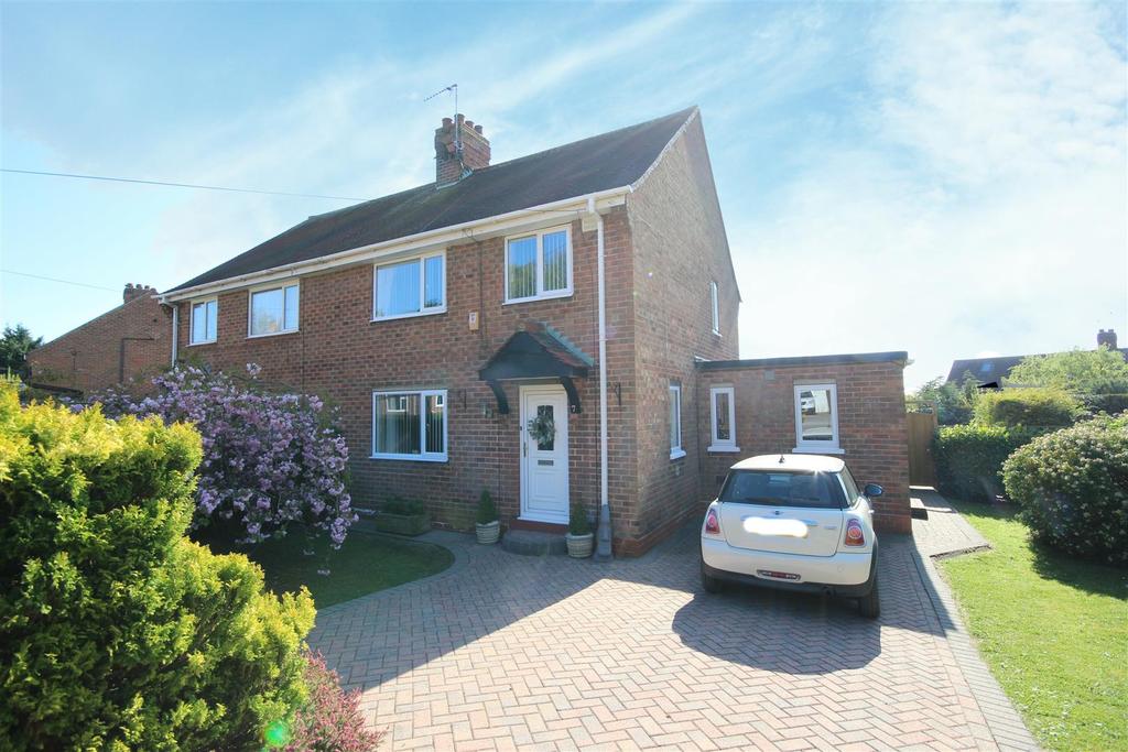 Holly Hill, Welton 3 bed semidetached house £229,950