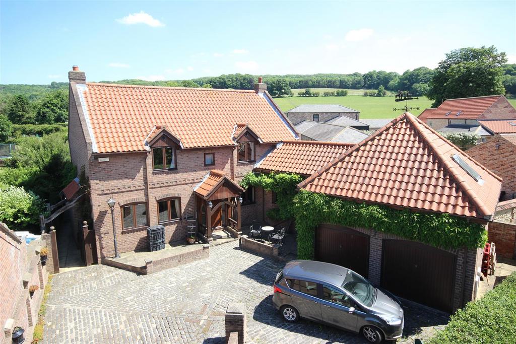 Thorpe Drive, Brantingham 5 bed detached house £725,000