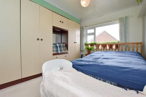 2 bedroom maisonette for sale - High Road, Leavesden, Watford
