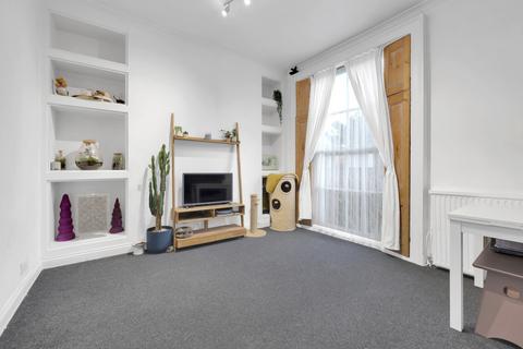 1 bedroom flat to rent, Leighton Road, Kentish Town, London