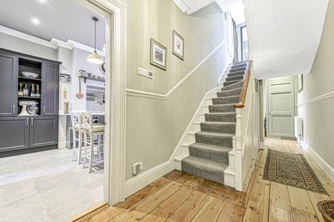 8 Dowry Square, Bristol, BS8 4SH