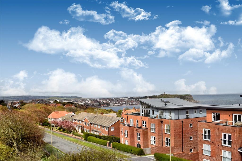 Holbeck Hill, Scarborough, North Yorkshire, YO11 3 bed penthouse for