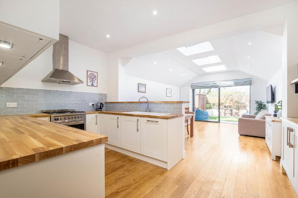 Brookwood Road, Southfields 4 bed terraced house £1,250,000