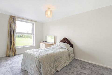 80 Willmore End, London, SW19 3DF