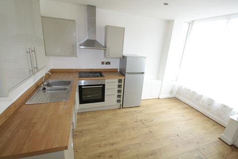 1 bedroom flat to rent, Flat A 143 Newark Road, Lincoln, Lincolnshire, LN5 8NQ