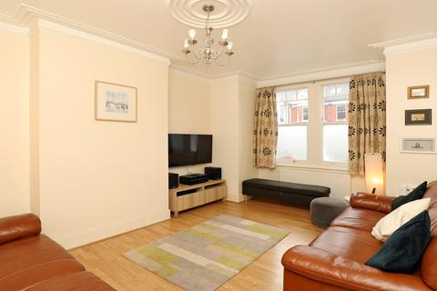 68 Devonshire Road, London, W5 4TP