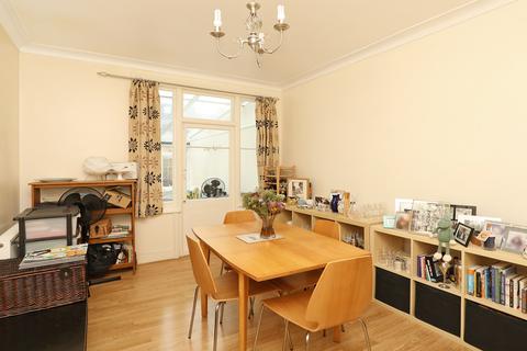 68 Devonshire Road, London, W5 4TP