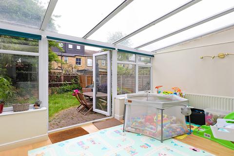 68 Devonshire Road, London, W5 4TP