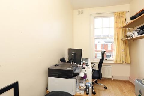 68 Devonshire Road, London, W5 4TP