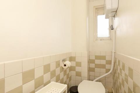 68 Devonshire Road, London, W5 4TP