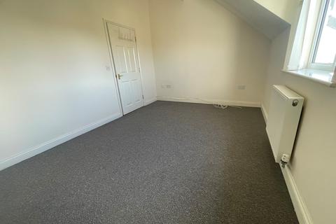 1 bedroom flat to rent, Oakley Road, Corby, NN18