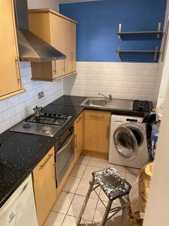 1 bedroom flat to rent - Bracknell Close, London N22