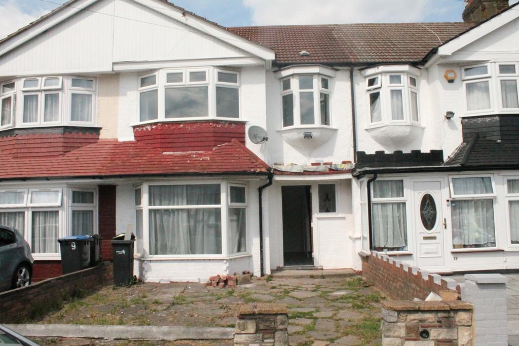 4 Bedroom House To Let