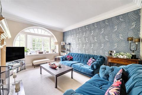 undefined, West Grove, Walton-on-Thames, KT12