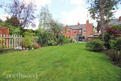 11 Beech Grove, Southport, PR9 7EE