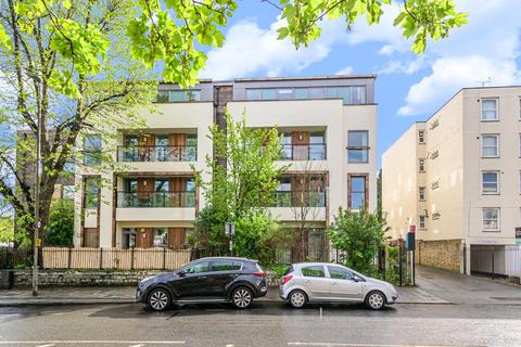 19, New Gothic Lodge, 1 Old Devonshire Road, London, SW12 9RE