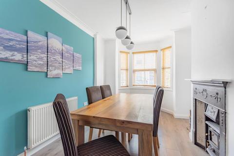 51 Swainstone Road, Reading, RG2 0DX