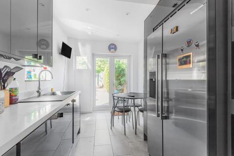 51 Swainstone Road, Reading, RG2 0DX