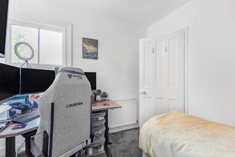 51 Swainstone Road, Reading, RG2 0DX