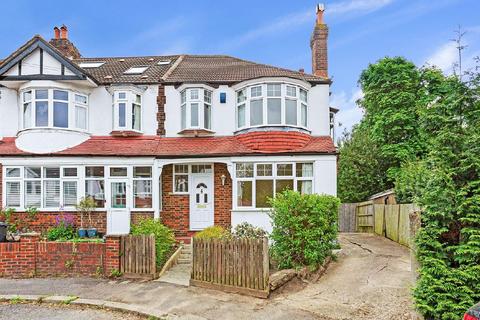 8 Cannon Close, London, SW20 9HA