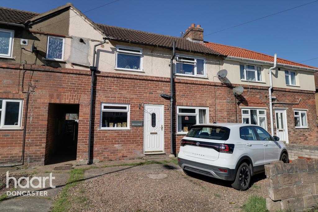 Broadway, Dunscroft, Doncaster 3 bed terraced house £120,000