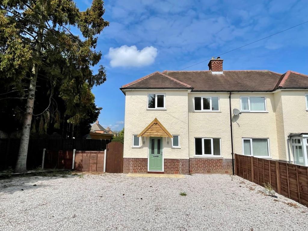 29 Reddicap Heath Road, Sutton Coldfield, B75 7DU 3 bed semidetached house £275,000