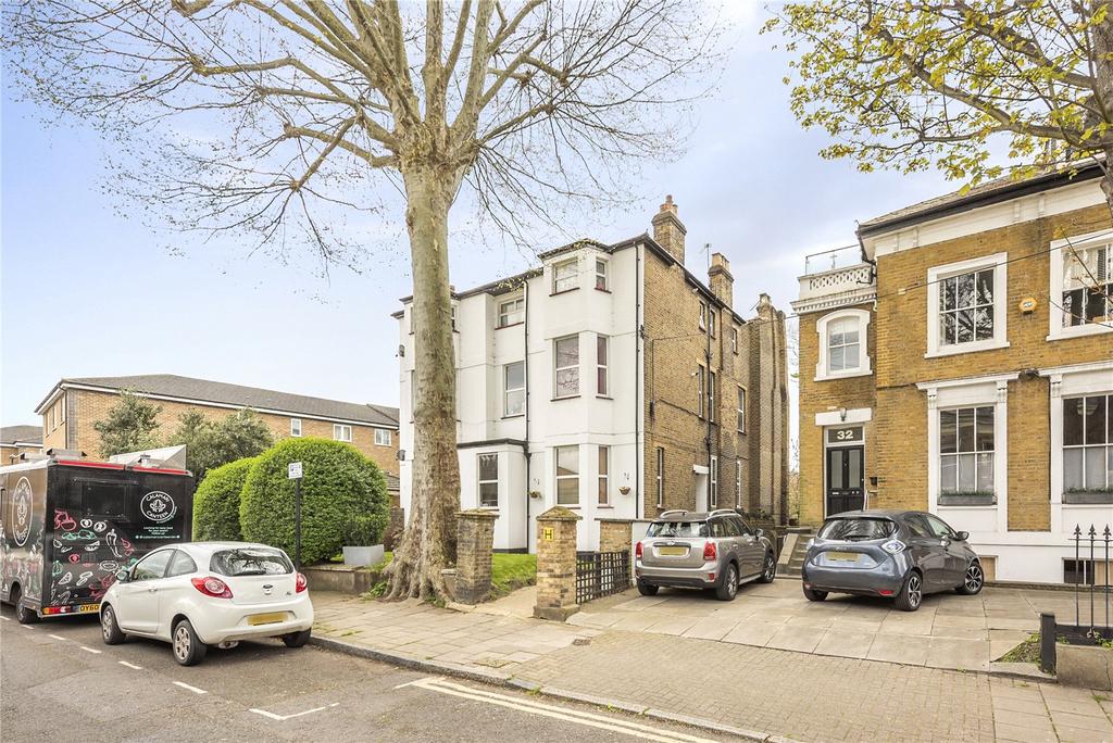 Ainsworth Road, London 2 bed flat £450,000