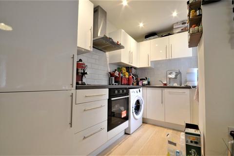 1 bedroom apartment to rent - 151 London Road, East Grinstead, West Sussex, RH19
