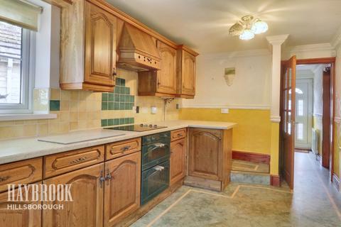 2 Edge Close, Sheffield, S6 1ER