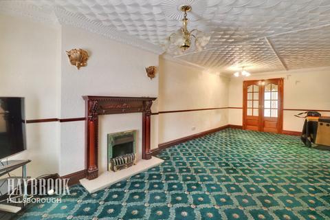 2 Edge Close, Sheffield, S6 1ER