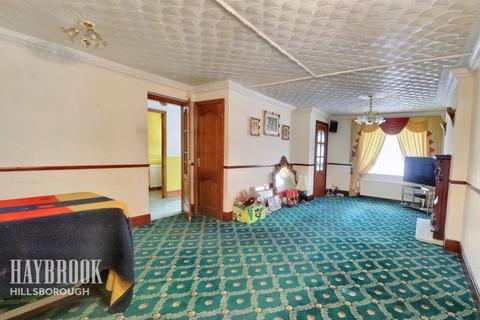 2 Edge Close, Sheffield, S6 1ER