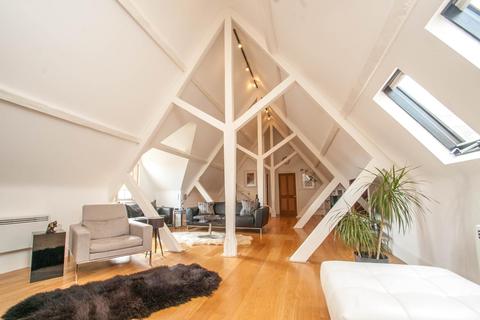Penthouse South, Tudor Court The Galleries, Warley, Brentwood, CM14 5FS