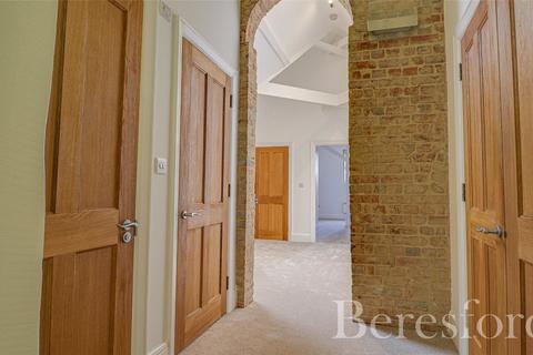 Penthouse South, Tudor Court The Galleries, Warley, Brentwood, CM14 5FS